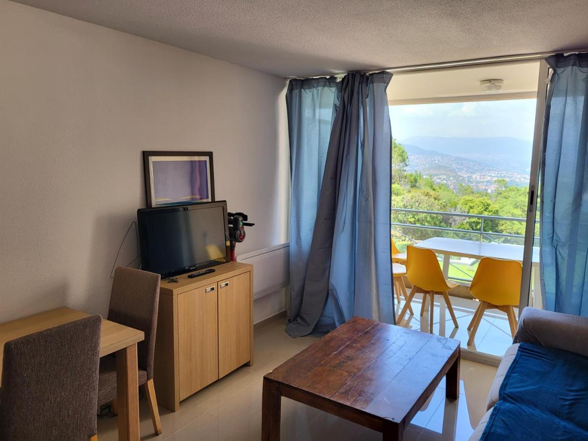 Vue Mer Et Esterel Sur La Baie De Cannes Apartment เตอูล-ซูร์-แม ภายนอก รูปภาพ